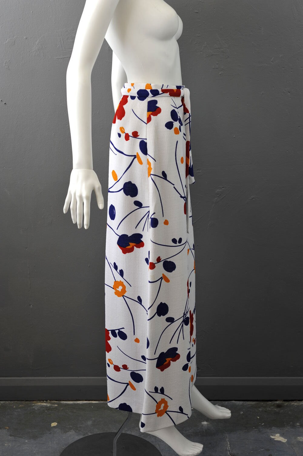 70s Chic Maxi Skirt, Ankle Length Stylised Cherry Blossom, Abstract Floral, Size Small