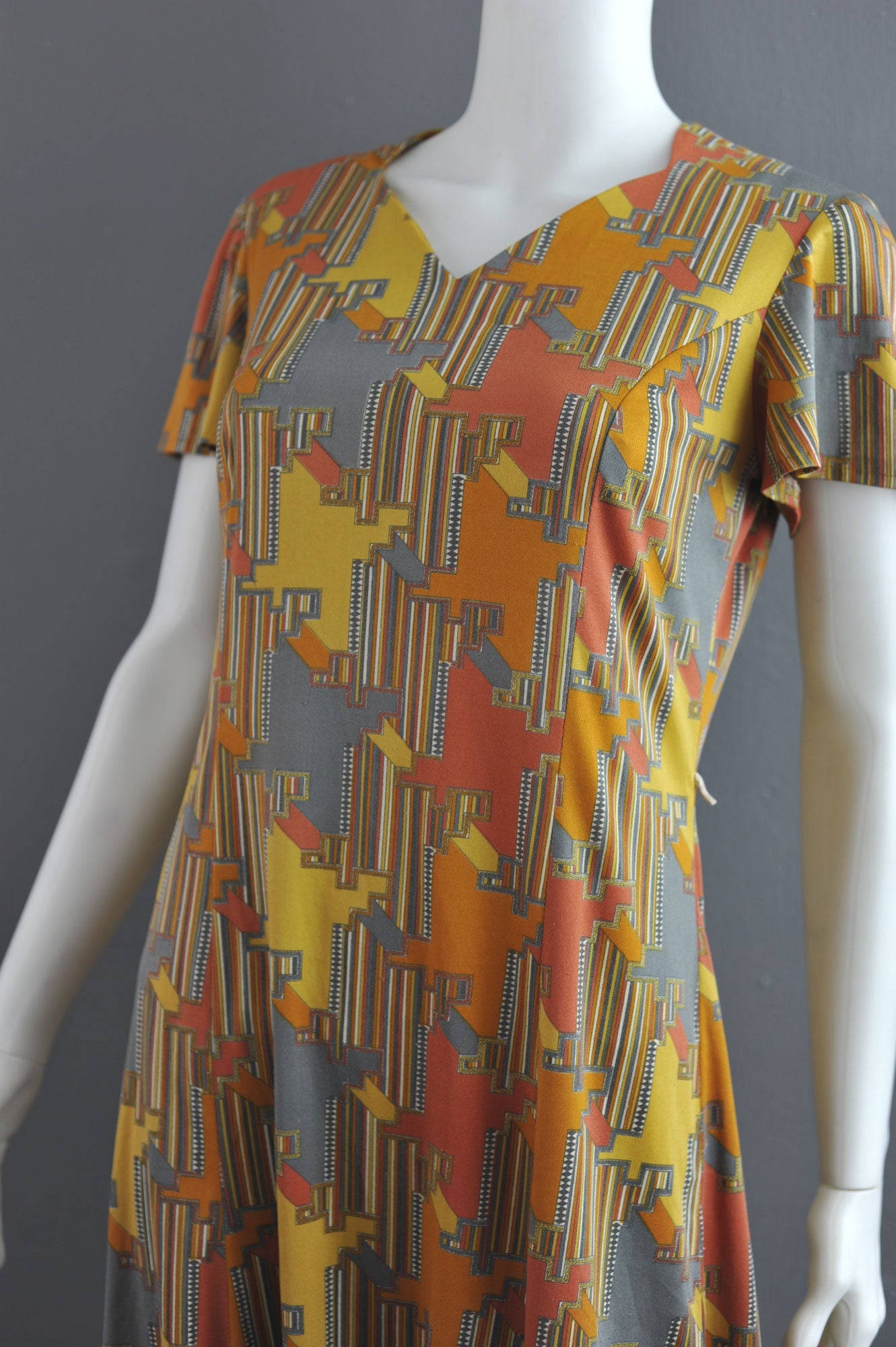 70s Psychedelic Houndstooth Dress, Abstract Eastex Day Dress, Size Medium