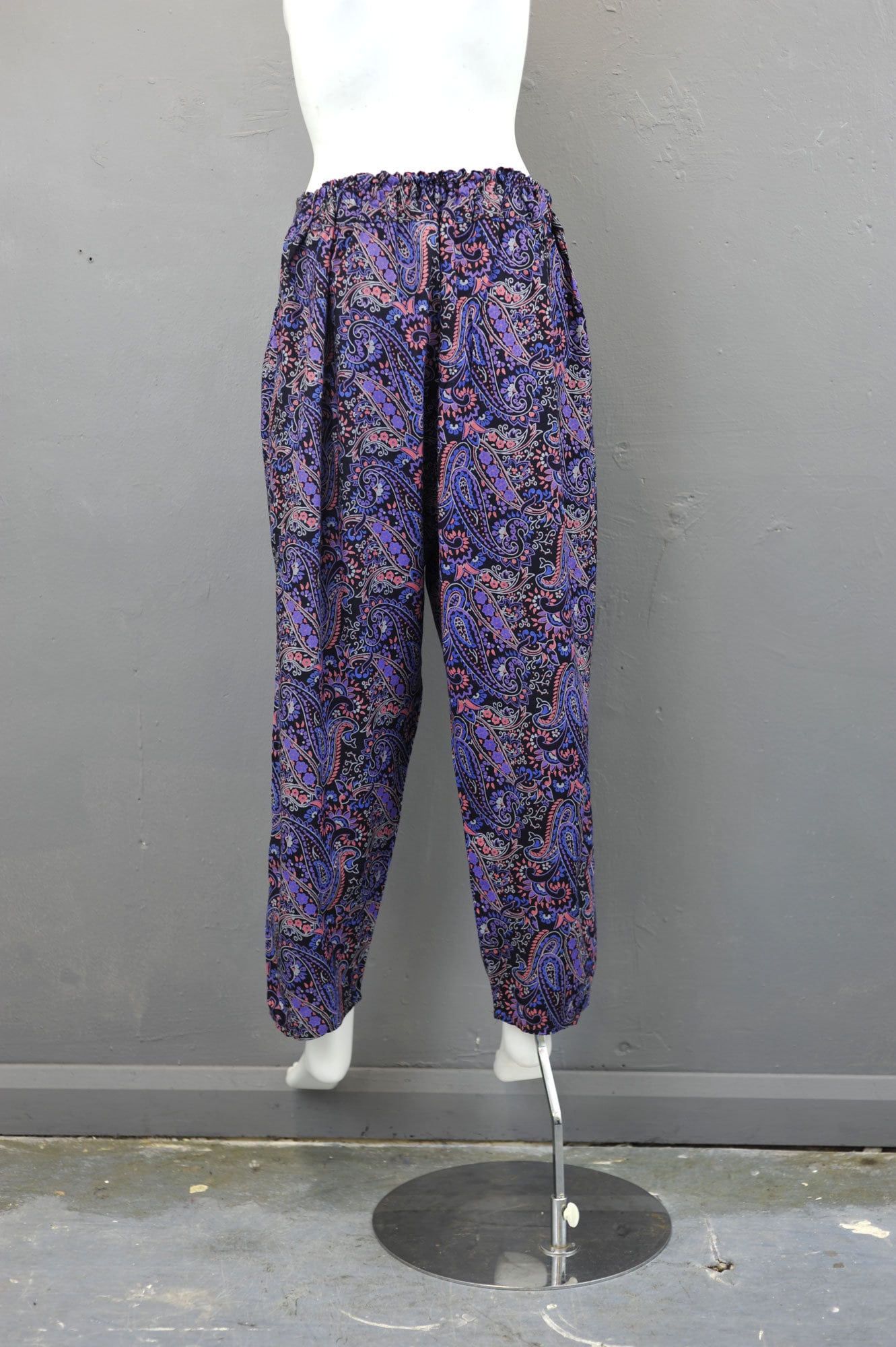 80s Purple Paisley Trousers, High Waist Summer Beachwear, Size Small Medium