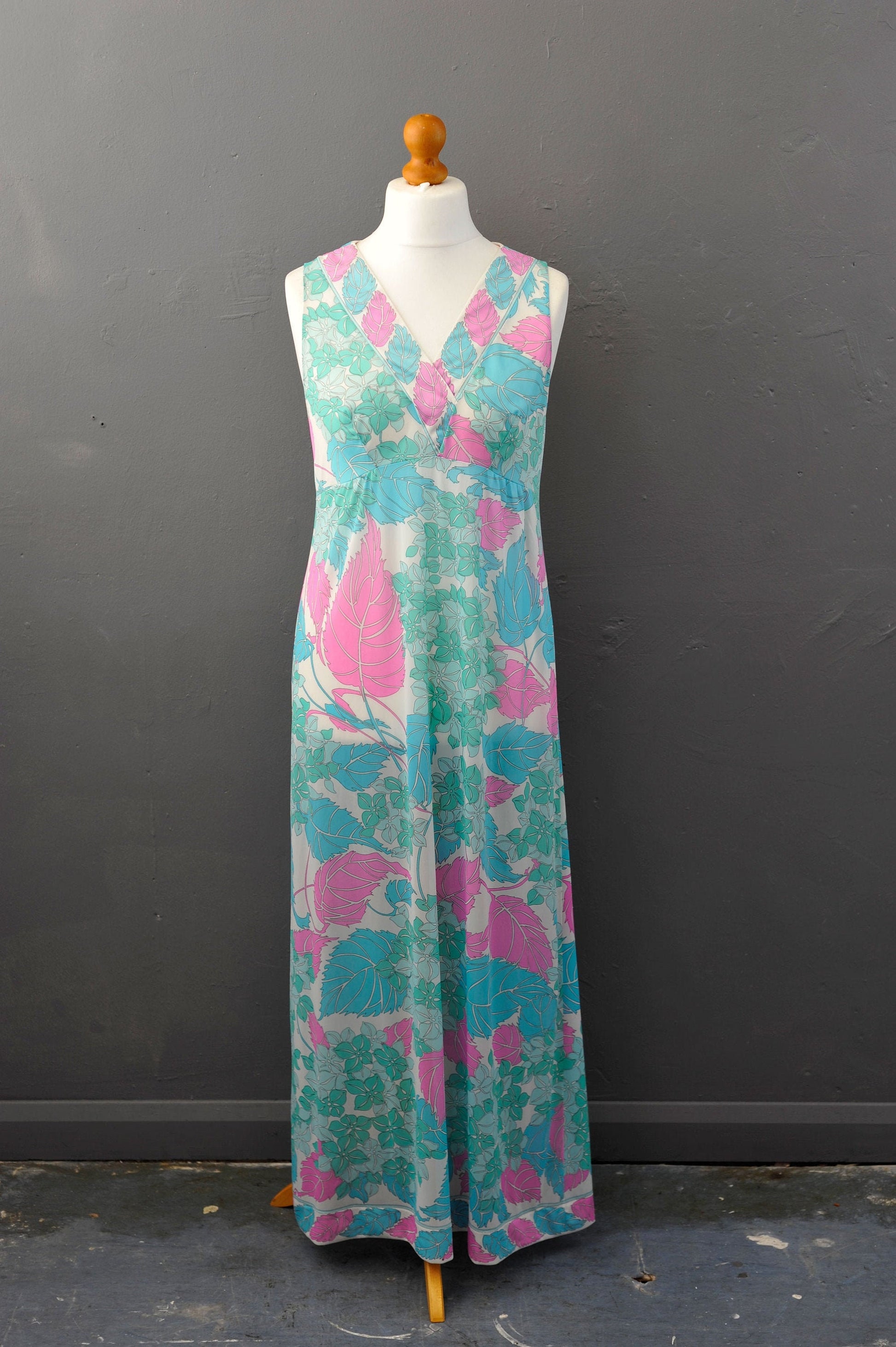 70s Emilio Pucci for Formfit Rogers Nightgown, Long Negligee with Psychedelic Leaf Design, Size Medium