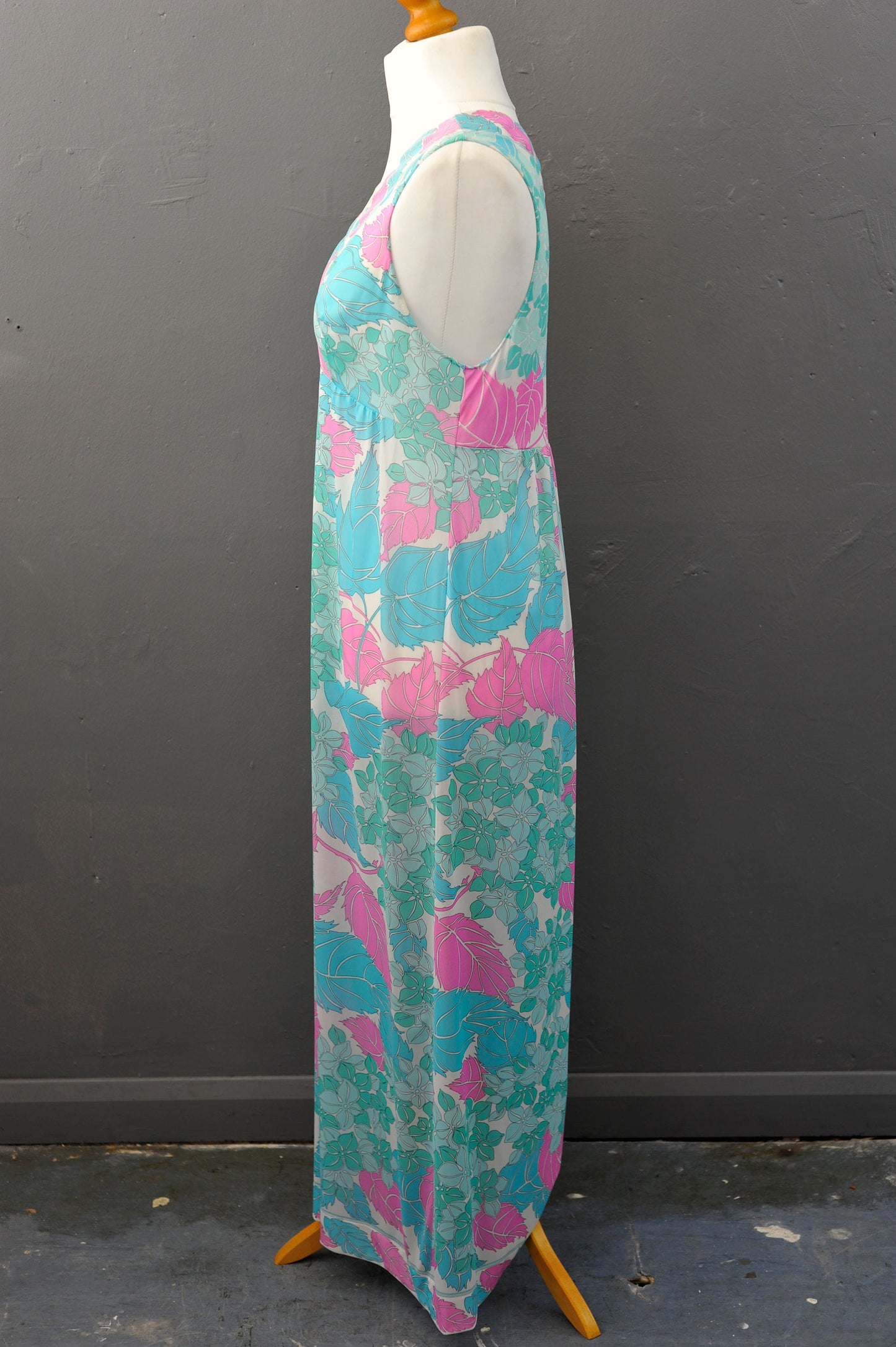 70s Emilio Pucci for Formfit Rogers Nightgown, Long Negligee with Psychedelic Leaf Design, Size Medium