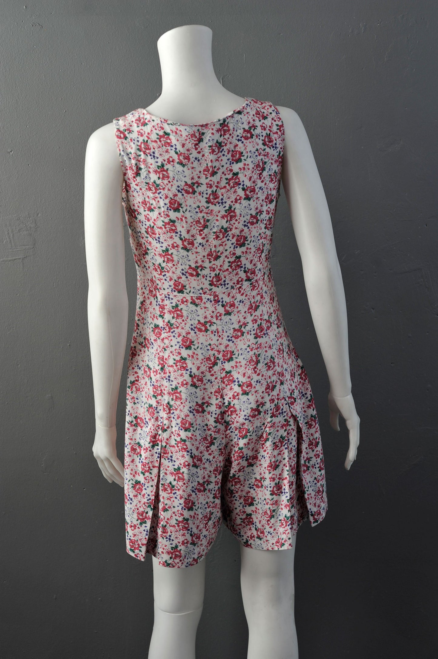 90s Floral Rose Summer Playsuit, Flared Pleated Short Romper, Grunge Granny Chic, Size Small