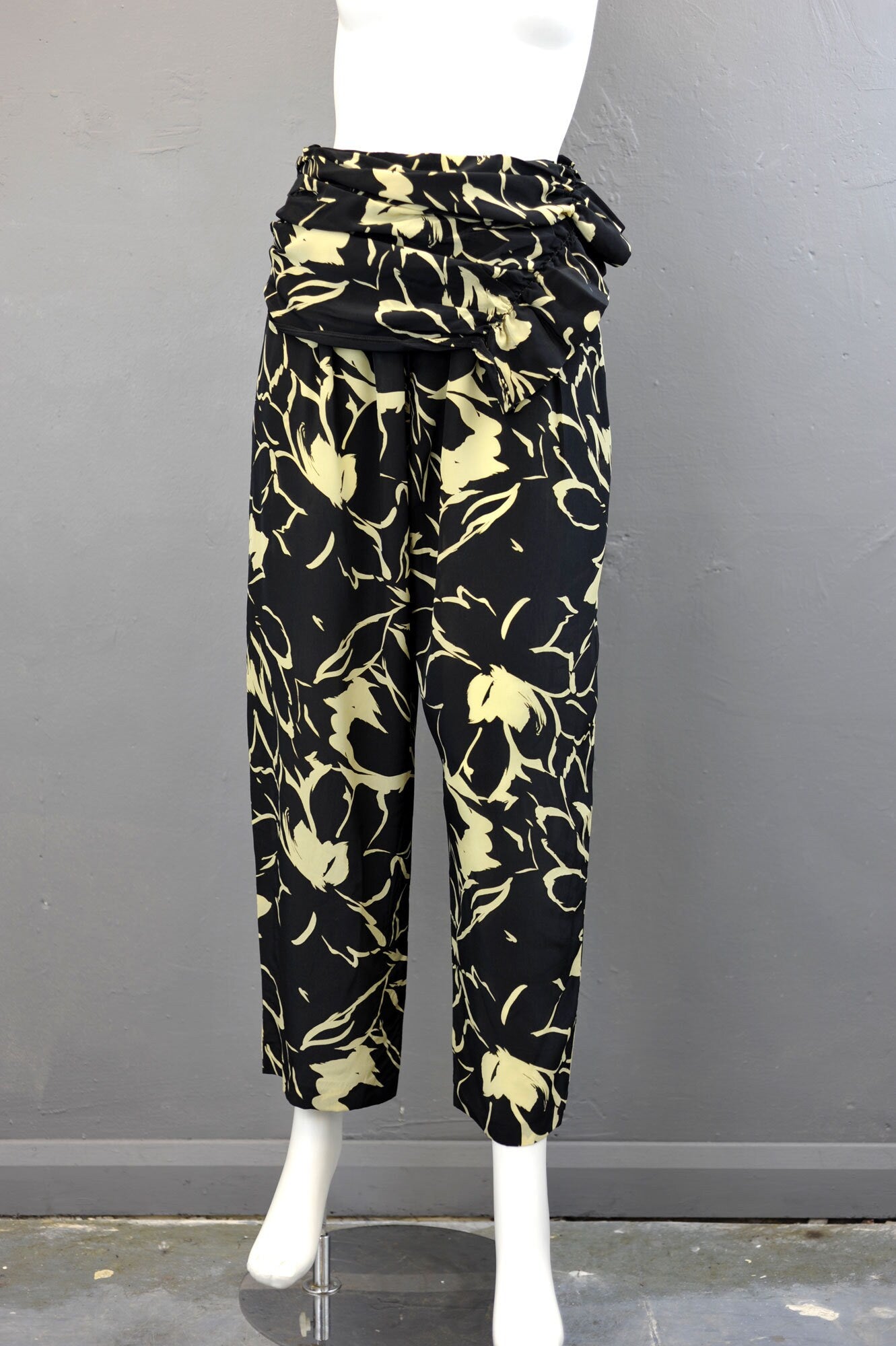 80s Tropical Summer Trousers with Sash Swag, High Waist Loose Fit, Big Flower Print, Size Small