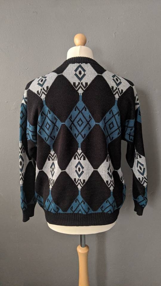 Mens 90s Silver and Blue Diamonds Jumper, Acrylic Knit Pullover, 46 Chest