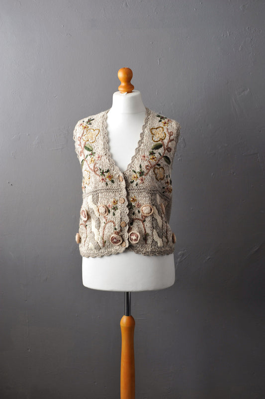 90s Floral Cardigan Vest, Granny's Garden 3D Knit, Size Medium