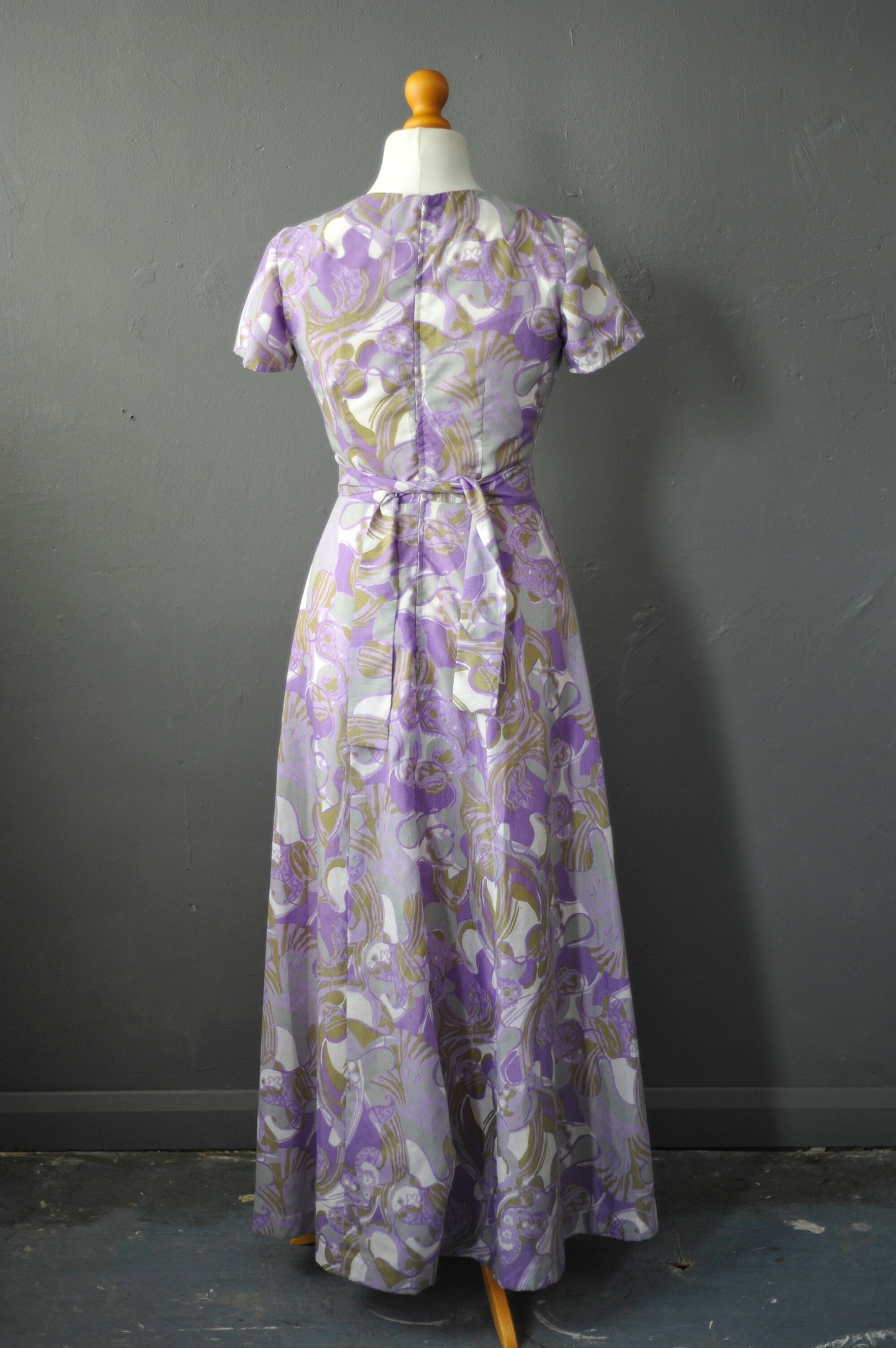 Vintage 50s Lilac Purple Floral Summer Dress by Ricci Michaels of Mayfair, Size Medium