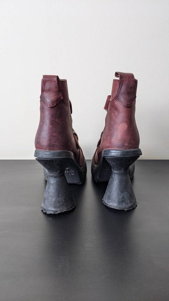 90s chunky heel boots hotsell