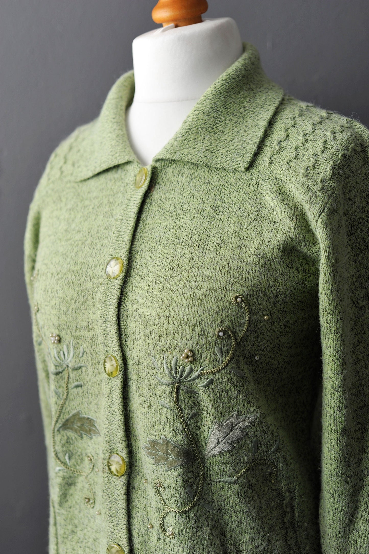 90s Speckled Floral Cardigan, Granny's Apple Green Knit, Size Medium