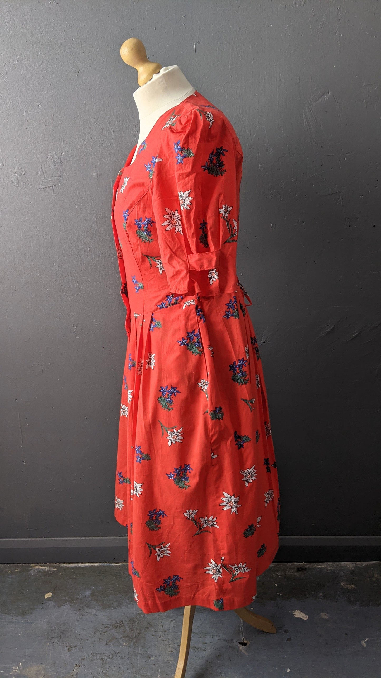 80s Cotton Dirndl Dress with Edelweiss, German Folk Costume, Size Medium Large