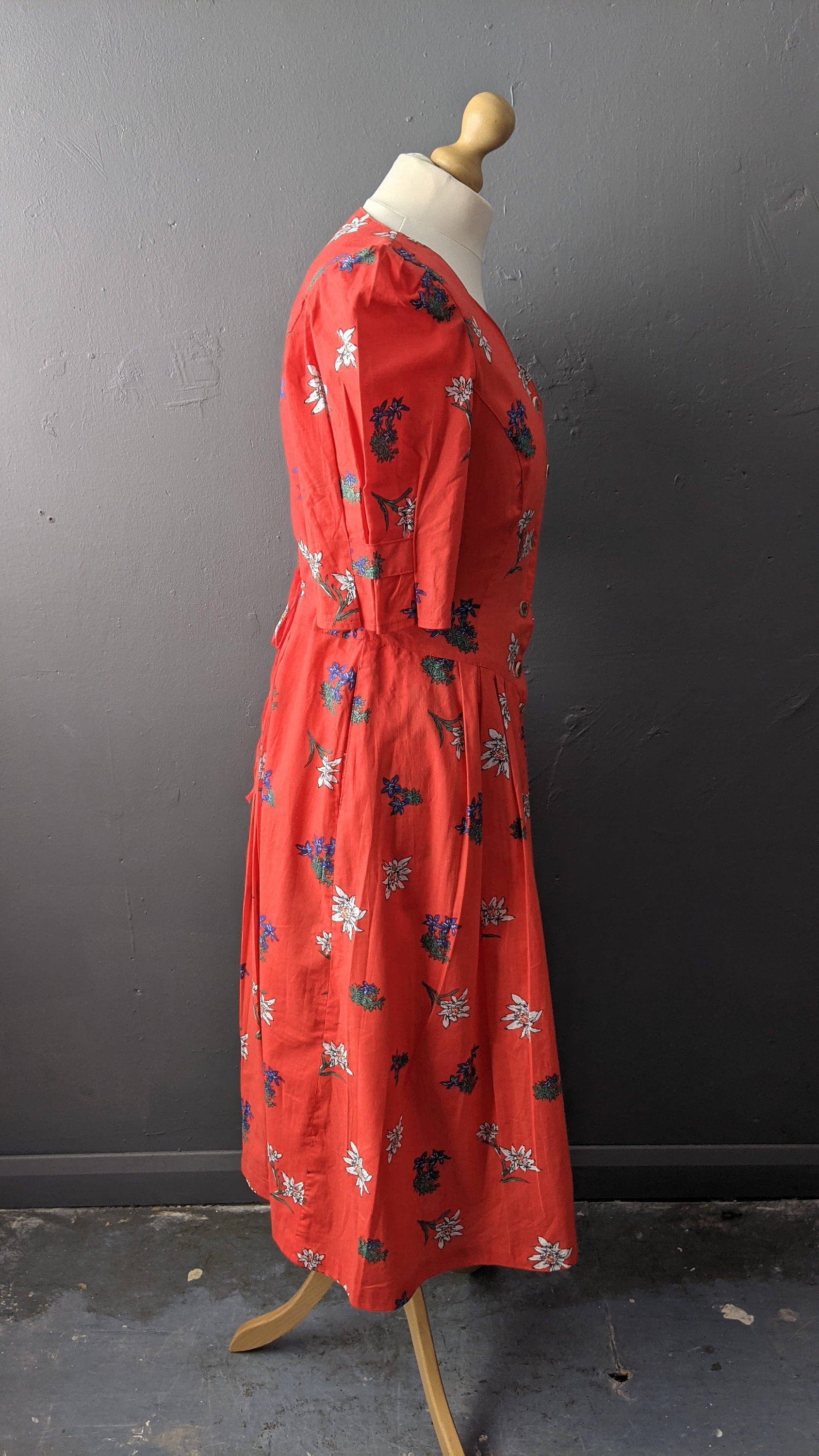 80s Cotton Dirndl Dress with Edelweiss, German Folk Costume, Size Medium Large