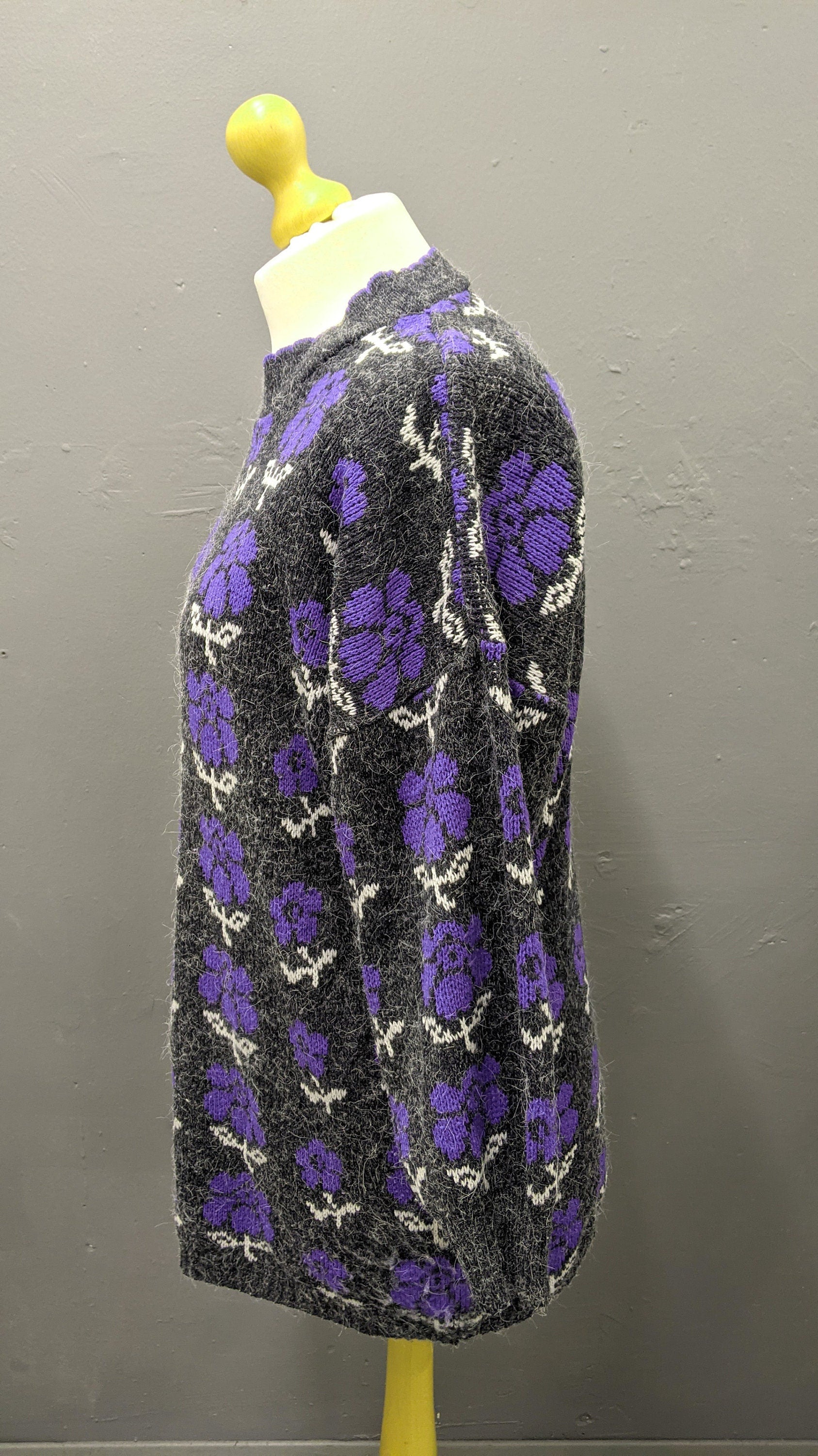 80s Purple Flower Long Sweater by Seven Valleys, Kitsch Jumper, Plus Size XL