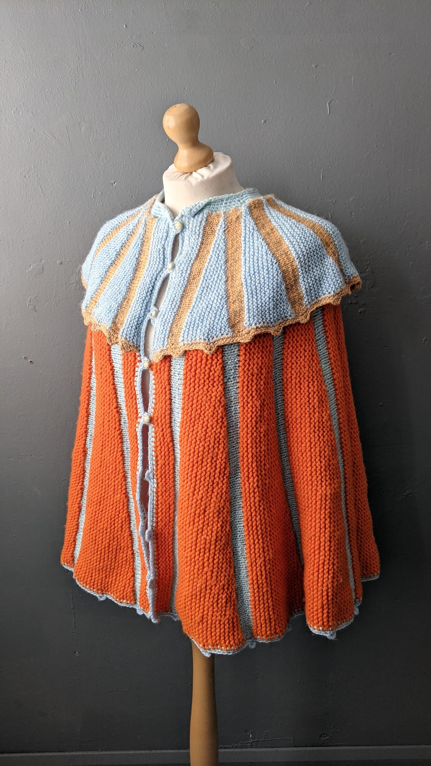 70s Epic Knitted Cape, One Size