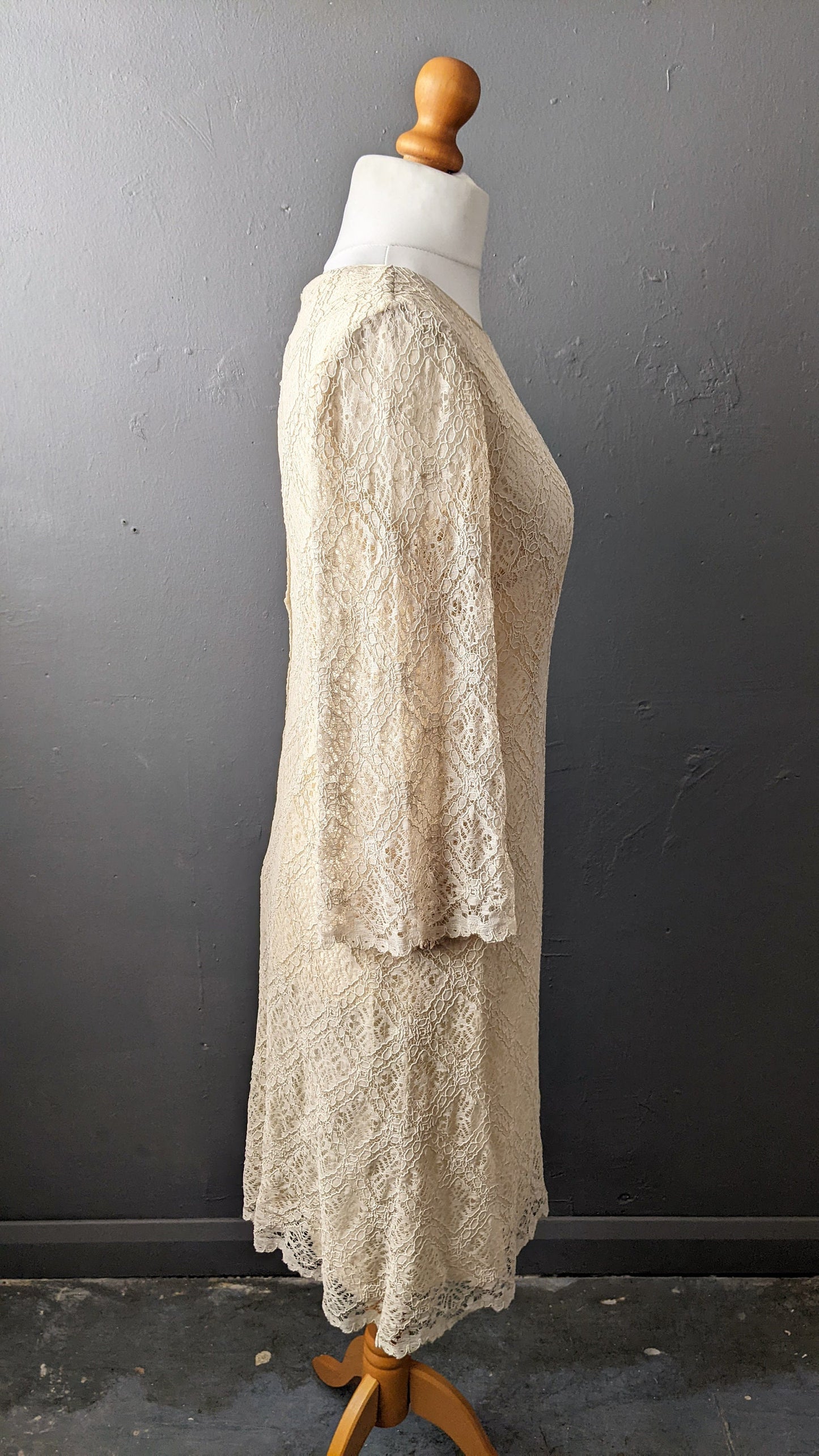 60s Corded Lace Shift Dress by Blanes of London, Size Large