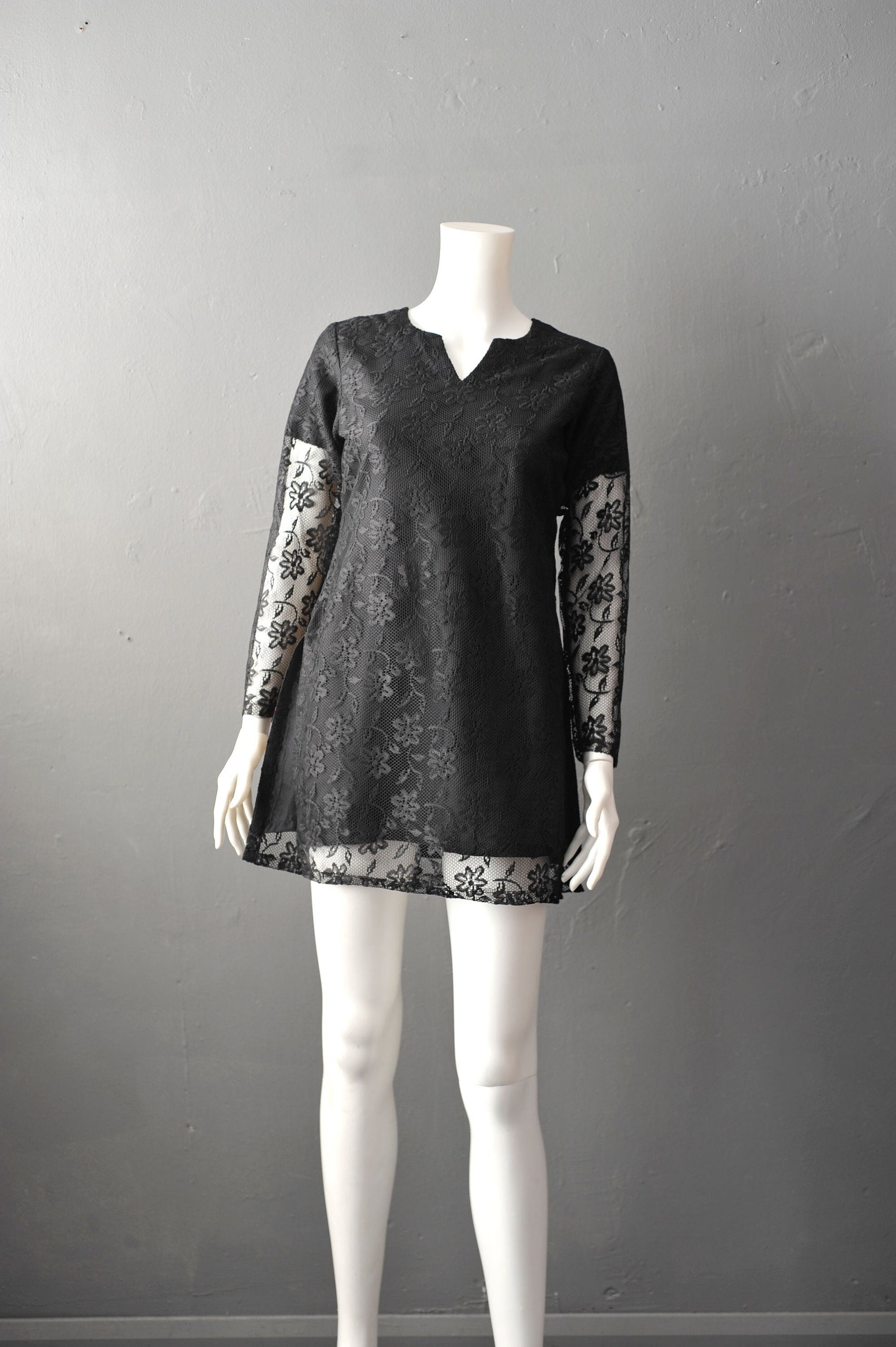 90s Long Lace Tunic Top, Size Small