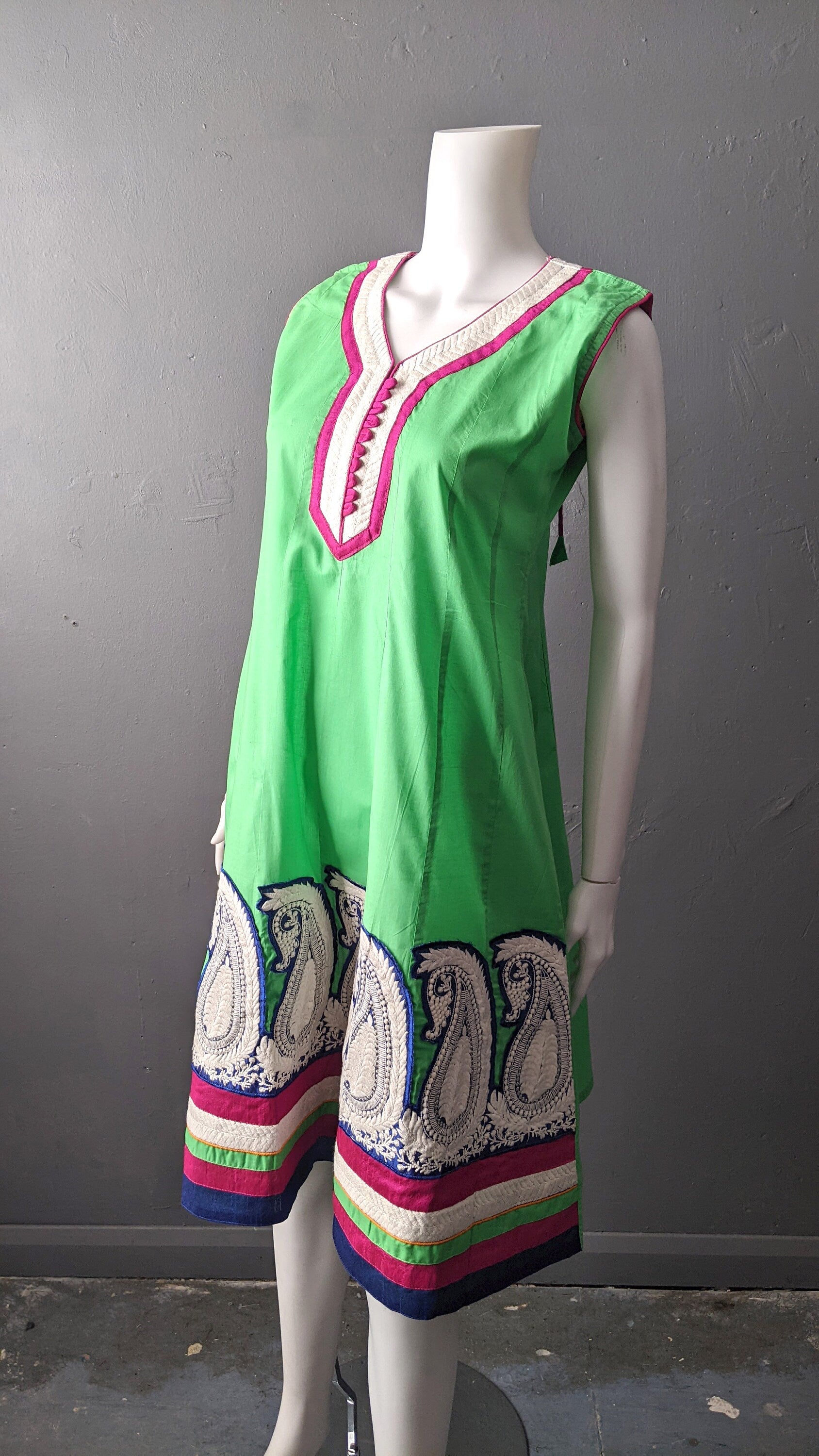 Vintage Colourful Cotton Kameez, Indian Flared Tunic Dress with Paisley Aari, Size Small