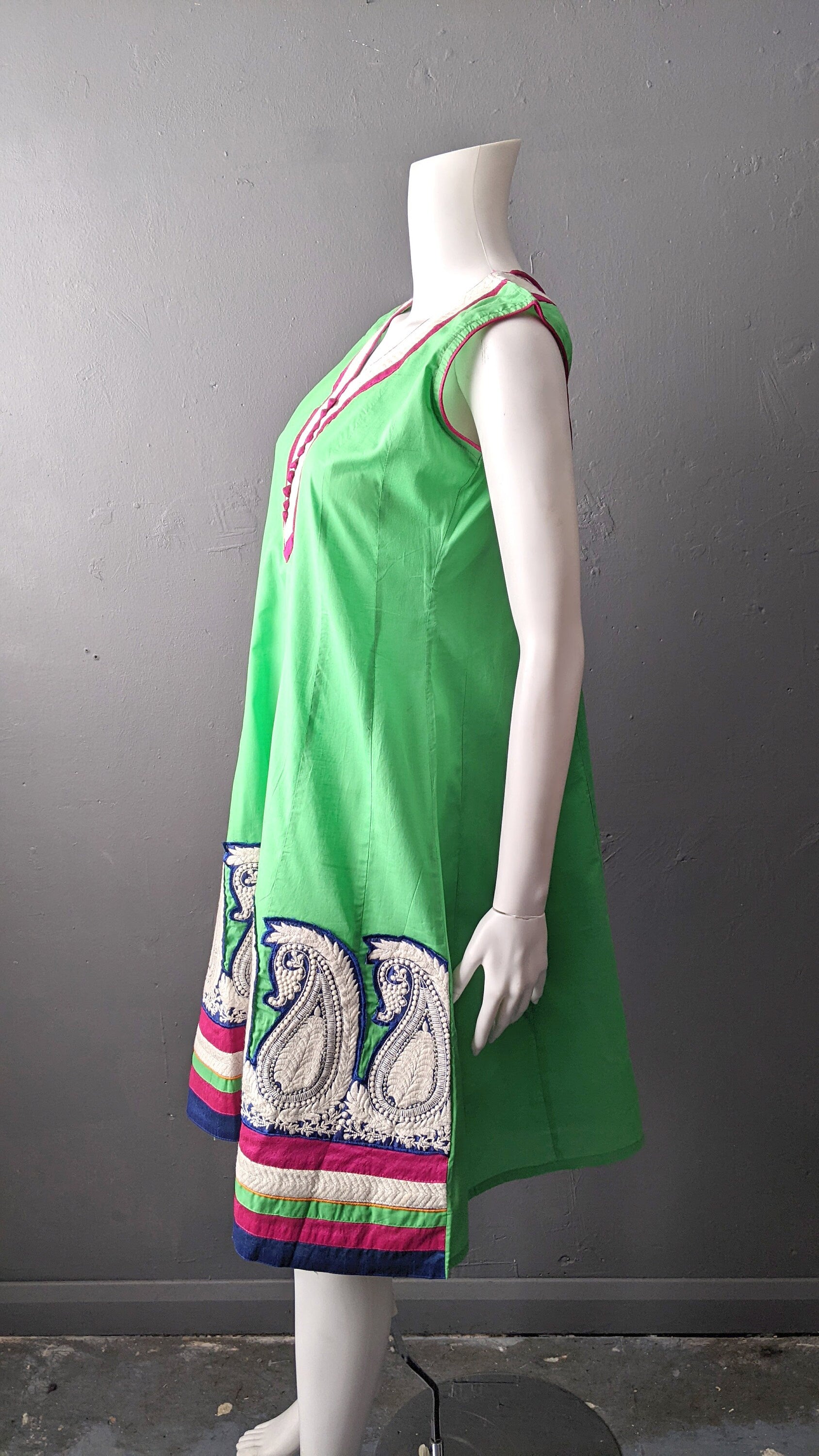 Vintage Colourful Cotton Kameez, Indian Flared Tunic Dress with Paisley Aari, Size Small