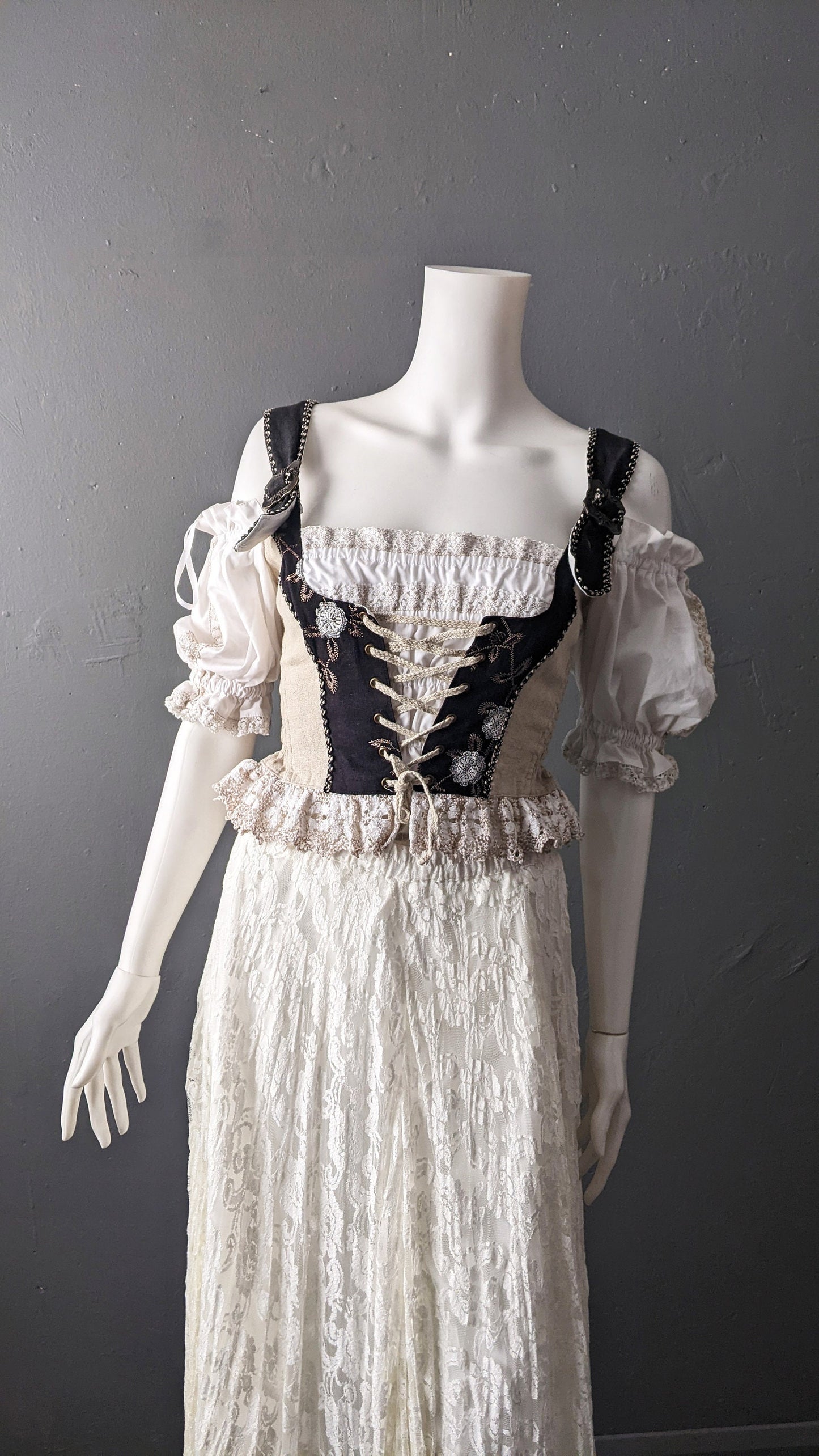 Linen Dirndl Corsage by Landhaus C&A Naturally, Trachtenmieder, German Folk Costume, Size Small