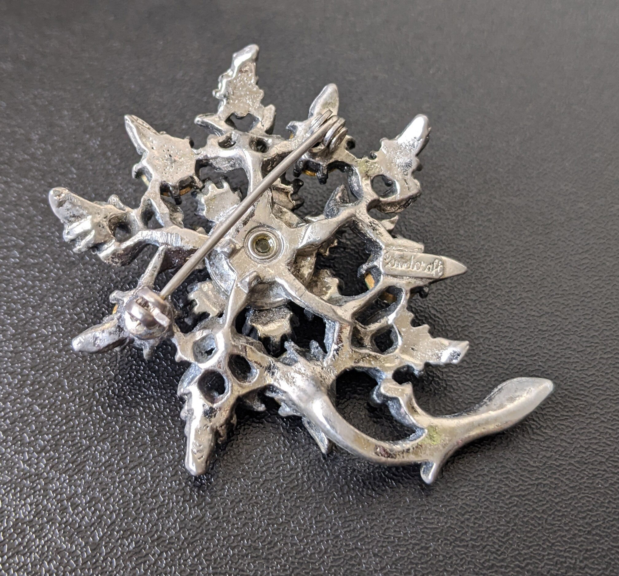 Rare Vintage Sparkling Crystal Snowflake Brooch Rhinestone retailer Snowflake Brooch