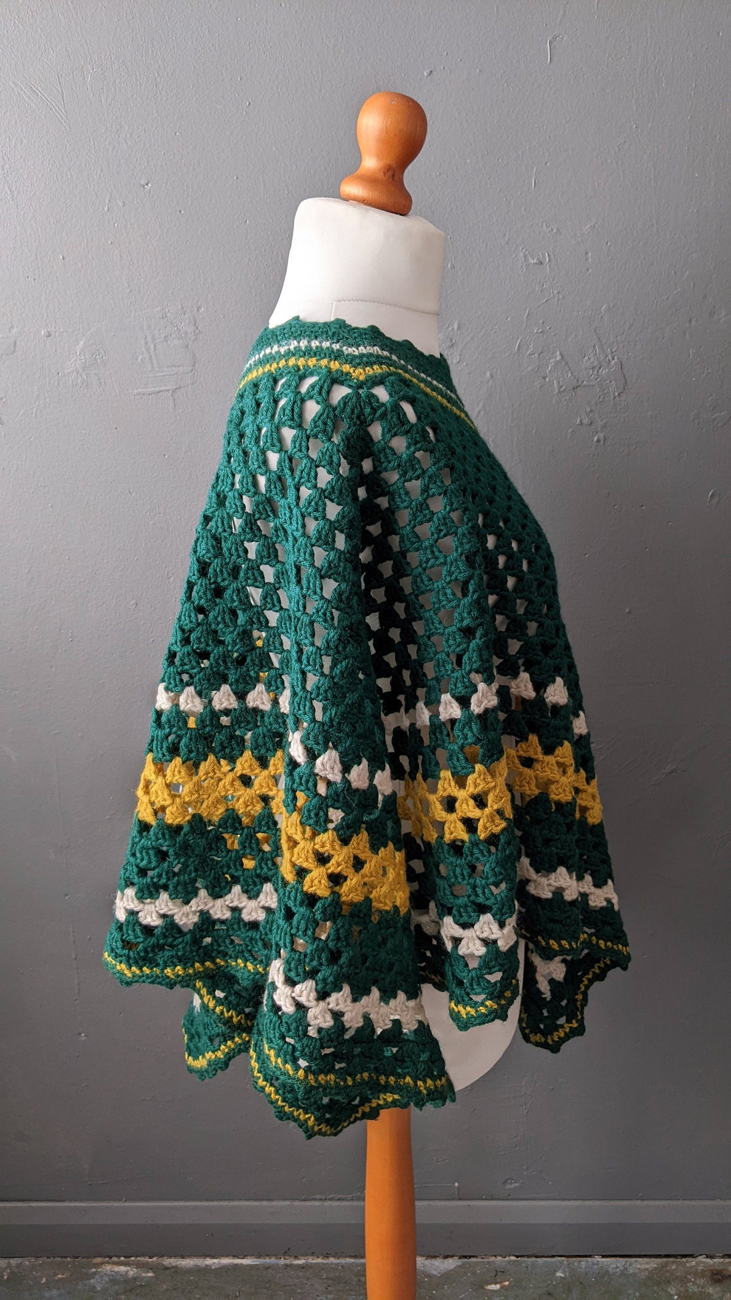 Vintage 70s Forest Green Crochet Poncho, One Size