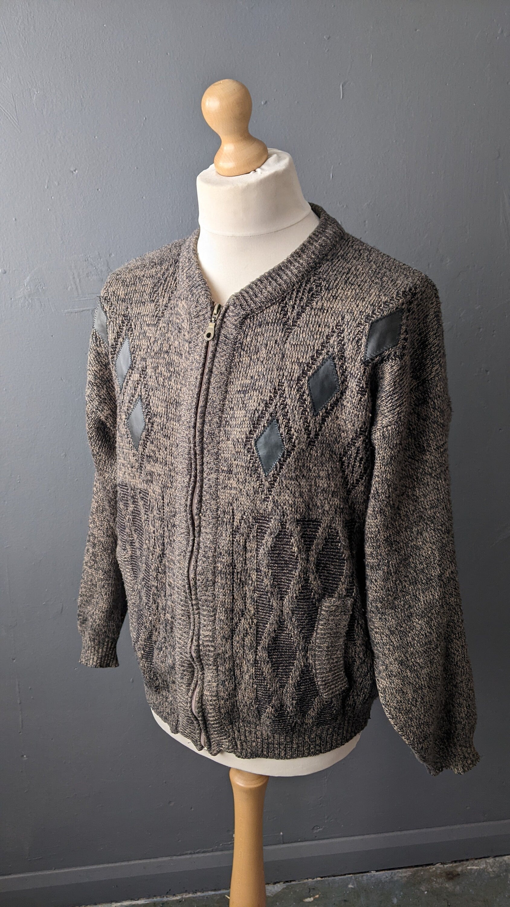 80s Mens Zip Front Cardigan with Diamond Leatherette Patches, Grandpa Knitwear, Size Large 46 Chest