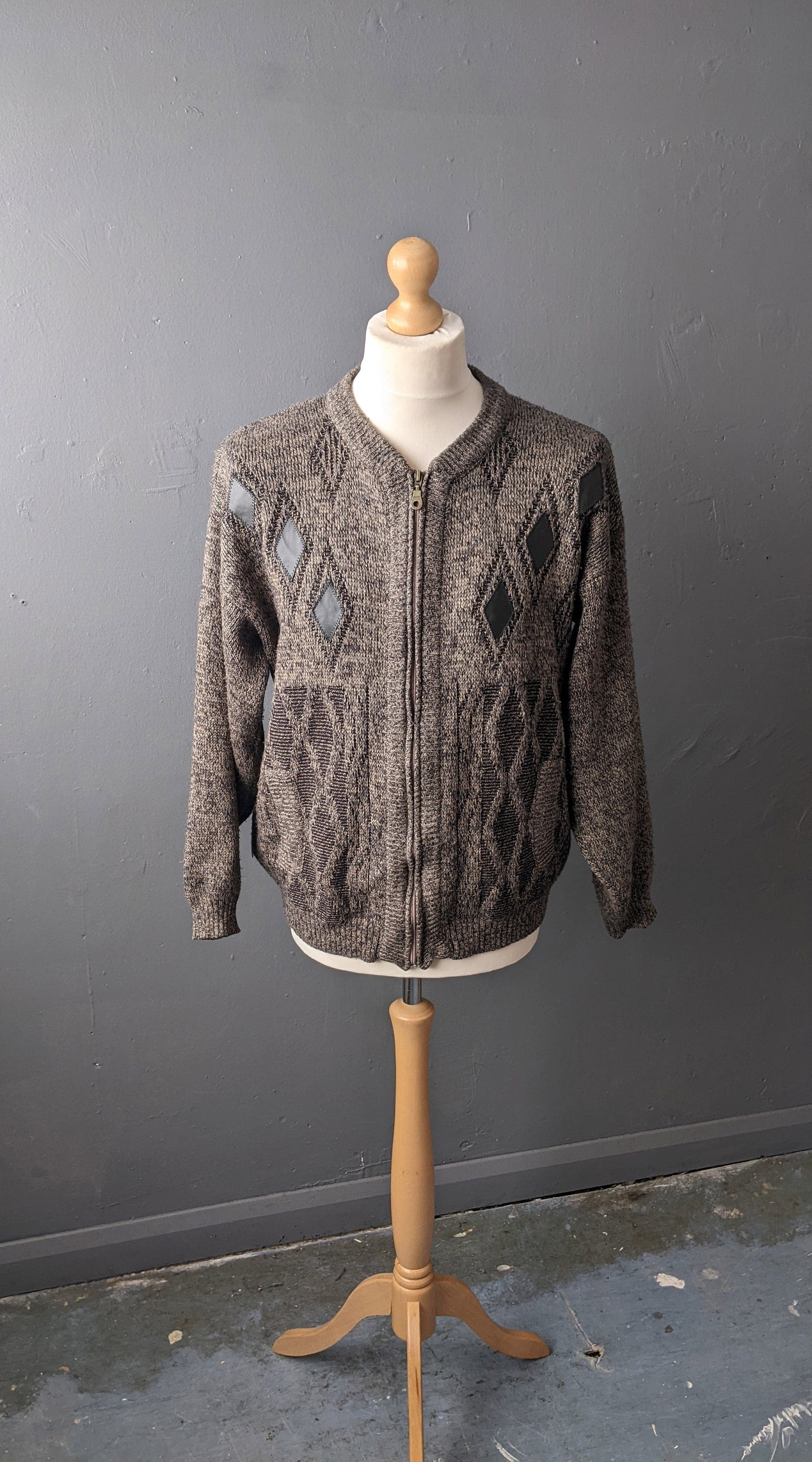 80s Mens Zip Front Cardigan with Diamond Leatherette Patches, Grandpa Knitwear, Size Large 46 Chest