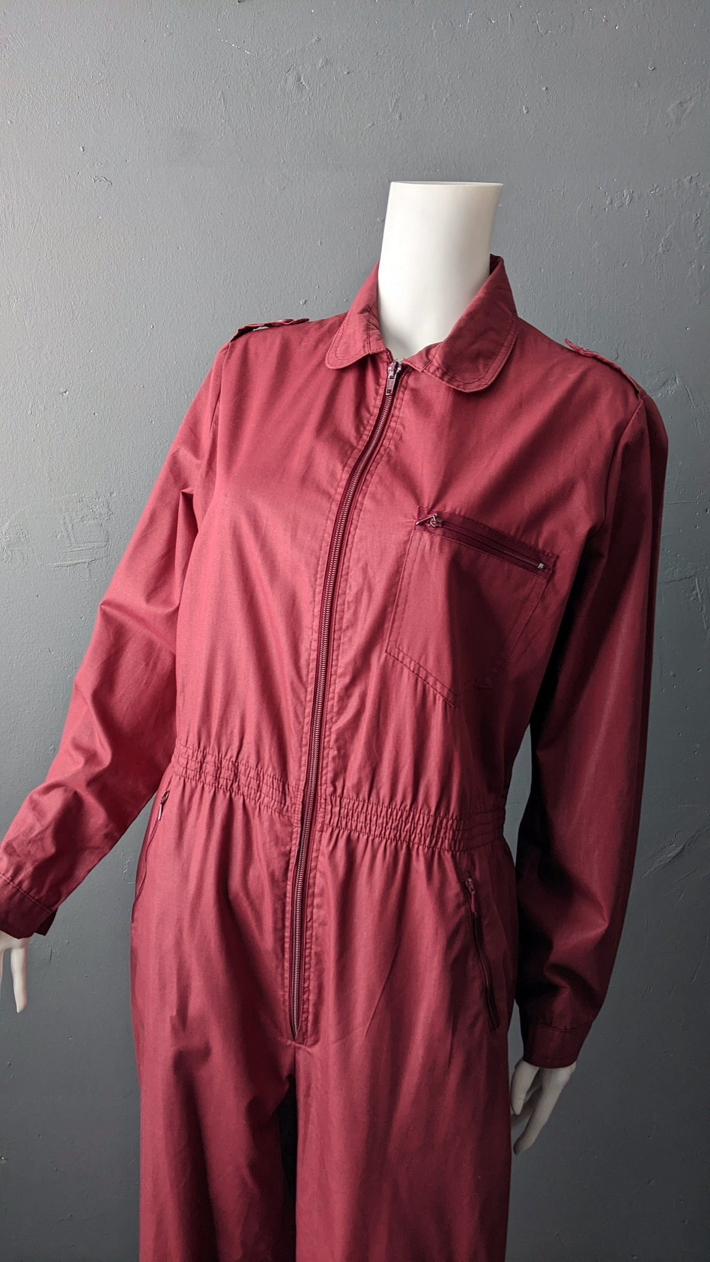 80s Utilitarian Jumpsuit, Burgundy Red Coveralls, Poly Cotton Zip Front Boilersuit, Size Large