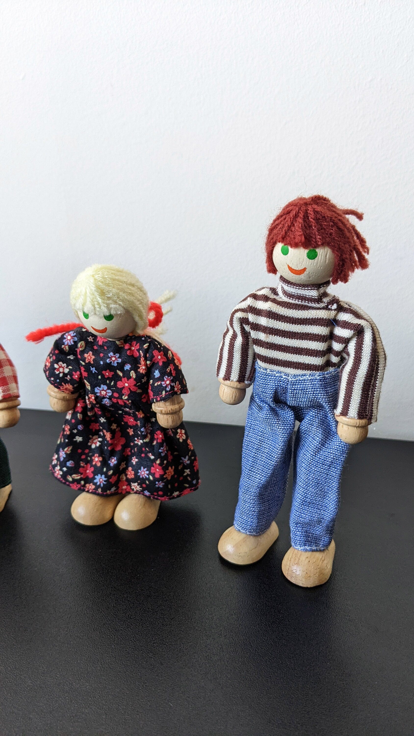 Vintage Family of Little Wooden Figures, Scandi Poseable Primitive Dolls.