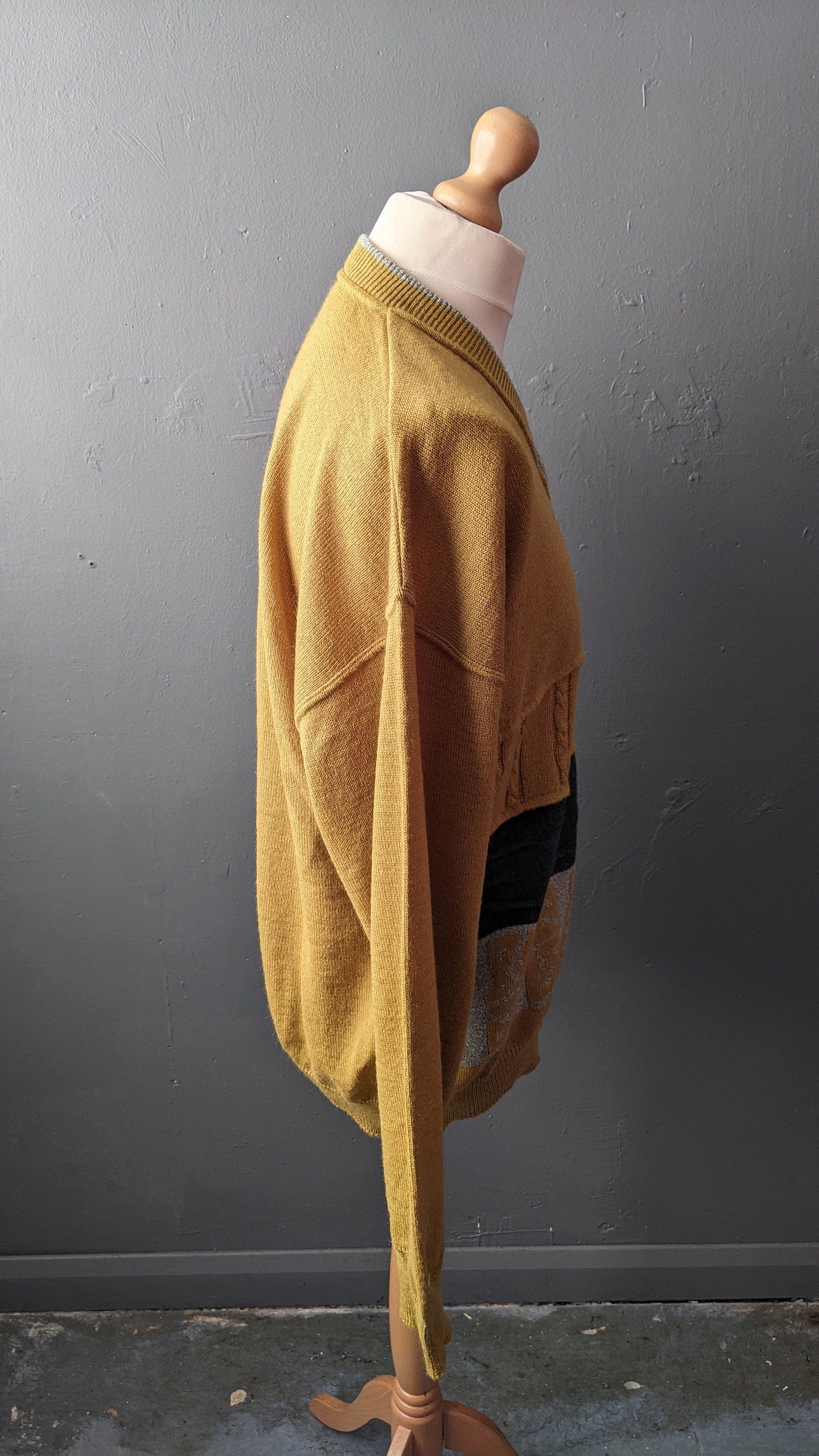 90s Mustard V Neck Jumper, Mens Alpaca Wool Blend Pullover, 50 Chest